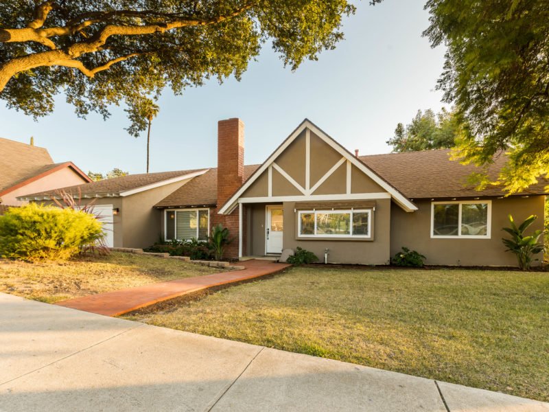 01 1336 E Avenida de Los Arboles HsHProd-37