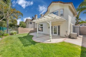 703 Twin Peaks Ave, Simi Valley CA, 93065